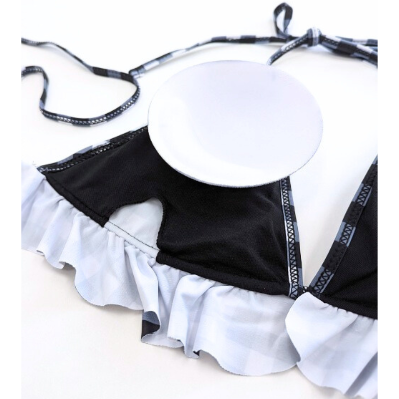 パッド付きの三角ビキニ裏面。しっかり盛れる設計が安心