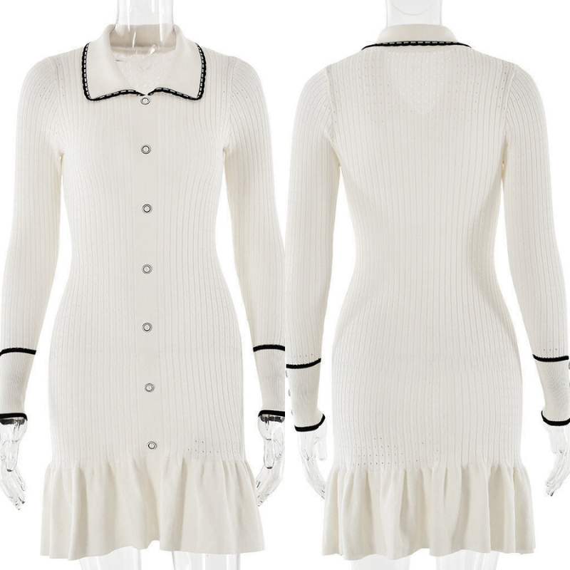 襟付き白ニットワンピースの前後写真