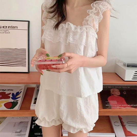 クレープレースフリルノースリーブ×ショートパンツセット