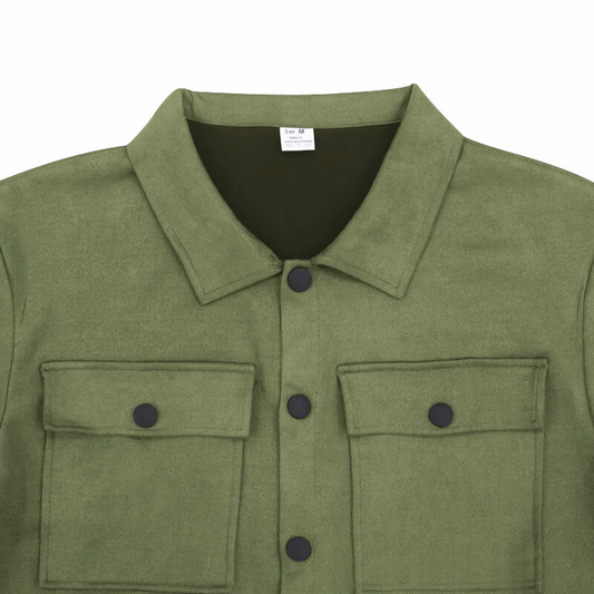 カーキカラーのシャツジャケット前面デザイン