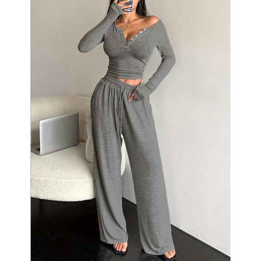 大人可愛い長袖グレーセットアップ|タイトリブクロップドトップス×ワイドパンツで脚長効果