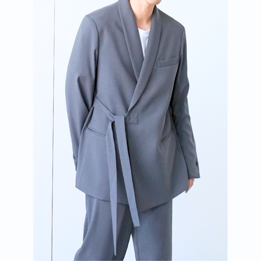 グレードローストリングジャケットをモデル着用正面