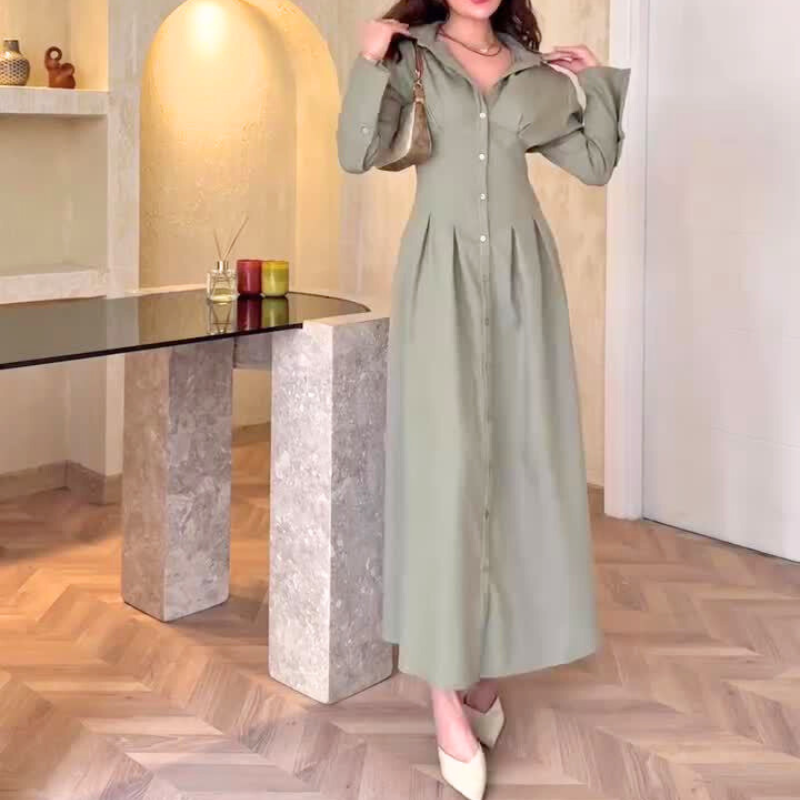 上品カーキのウエストマークワンピ|きれいめな大人の抜け感ファッション