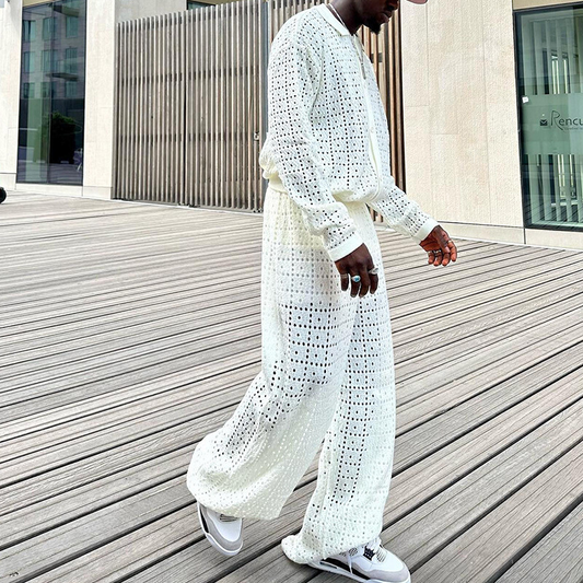 レース調セットアップを横から見たコーディネートスタイル