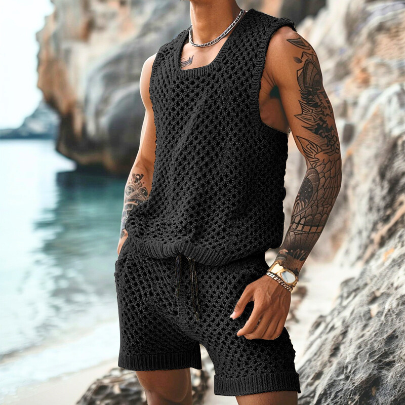 ブラックカラー メッシュサマーニットセットアップ ノースリーブタンク×ショートパンツ 30代メンズの夏コーデにおすすめ