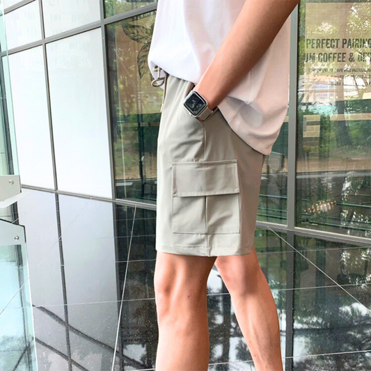 サイドポケット付きデザインが際立つカーゴハーフパンツ