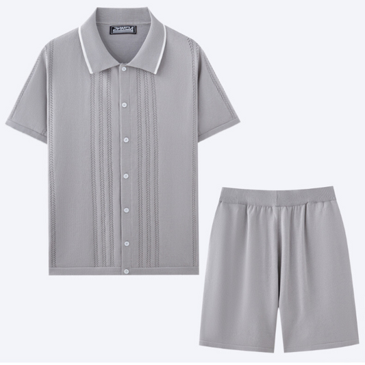 サマーニット素材のグレーセットアップ 上下セット 平置き写真