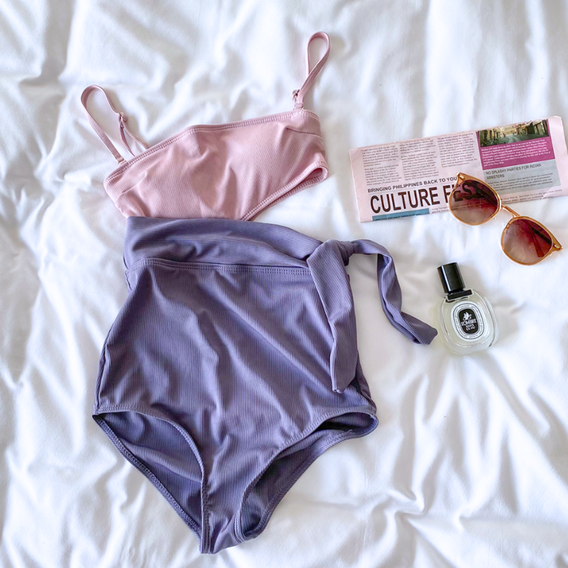 モノキニ風ワンピース水着・パープル系の全体像(平置き)