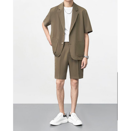 夏らしい抜け感が魅力のブラウンショーツタイプ・サマーテーラードセットアップ