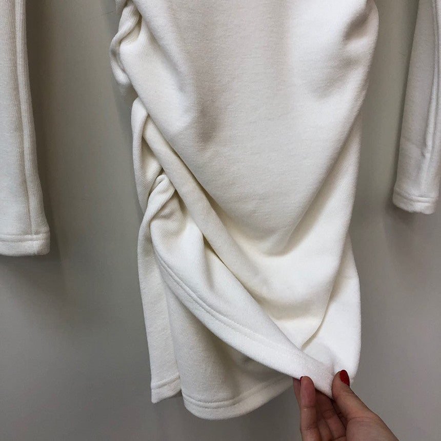 ワンピースのシャーリング加工(ホワイト)