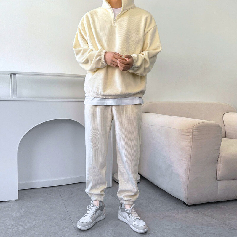 30代メンズ必見】 ベロアコーデュロイハーフジップ上下 30代メンズ必見】 ベロアコーデュロイハーフジップ上下