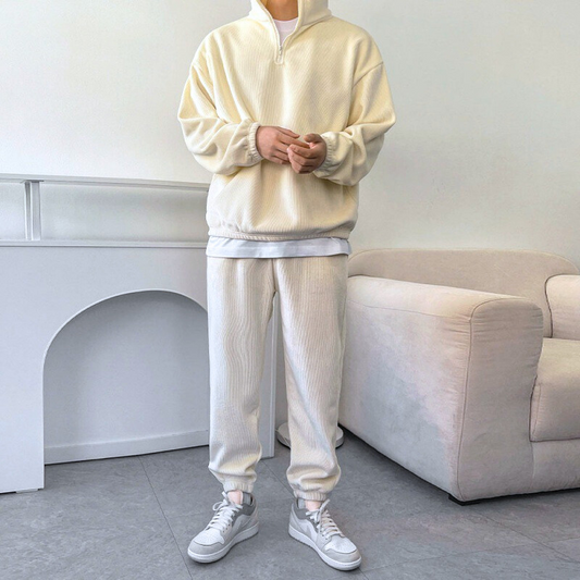 ベロアコーデュロイハーフジップ上下セットアップ 全身コーデ 正面