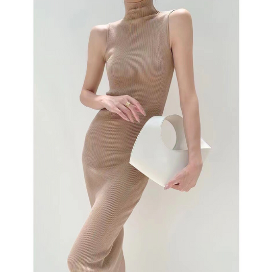 30代女性向け 夏秋 ハイネックリブニットタイトワンピース ノースリーブ ベージュ 美シルエット