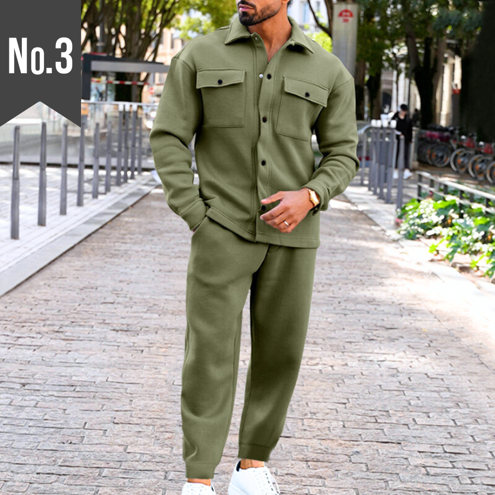 フィラ　カーキ色のセットアップ 秋冬30代メンズ必見】フェルト調ウール風セットアップ 長袖シャツ