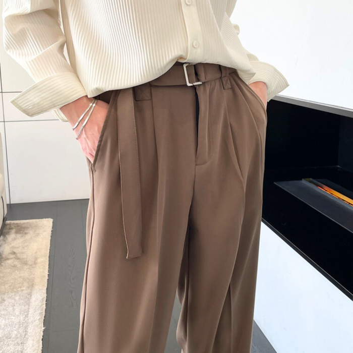 【楽に見えてちゃんと洒落る】ベルトデザインドレープストレートパンツ