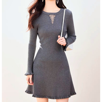 編み上げネックフレアリブニットワンピース