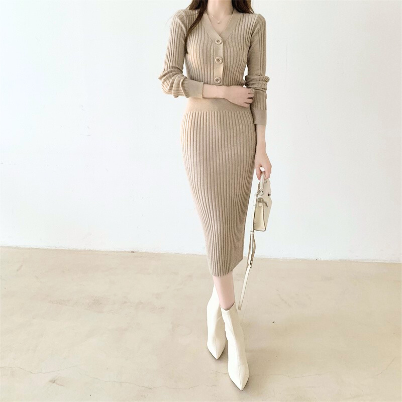 アイボリー S / Lサイズ当日発送可【シンプルに美シルエット映え】前ボタンVネック タイトリブニットワンピース