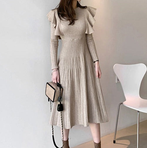 ベージュF 当日発送可【楽ちんに可愛いが叶うと大人気♡】肩フリルリボン プリーツニットワンピース