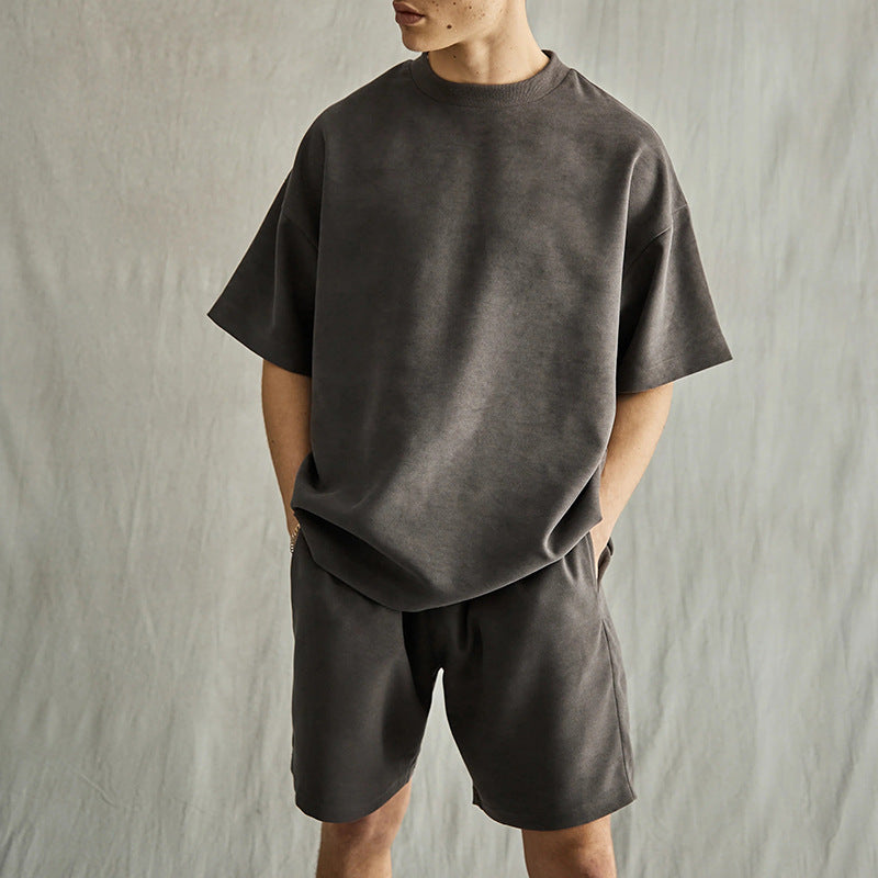 【メンズ】夏のセットアップ: スウェット上下セットアップ オーバーサイズ半袖Tシャツ×ショートパンツ| 20代30代40代におすすめ