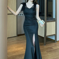 ホテルディナーや記念日にぴったりな上品ドレスワンピース｜ウエストギャザーで細見えも叶う