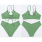 グリーンカラー上下セットのビキニ