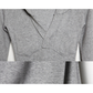 グレーのスウェットワンピースの首元と素材感がわかるディテール画像