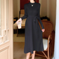 大人っぽく着られるブラックニットフレアワンピース