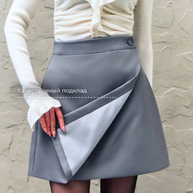裏地付きで安心して着られるラップ風スカート｜30代女性の冬デートに人気