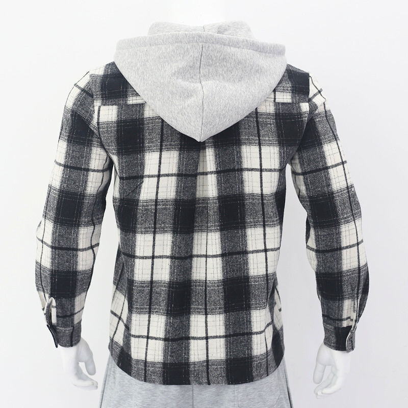 フランネルチェックジャケットの背面ディスプレイ画像｜程よい厚みでアウターにも使える