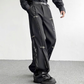 メンズ黒ワイドパンツのサイドシルエット｜30代に人気のモード感あるフェイクレザー切替デザイン