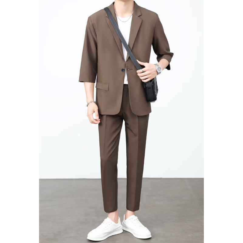 春夏コーデ 7分袖ジャケット×パンツセットアップ ブラウン 着用イメージ