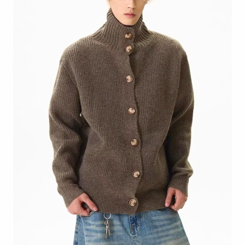 40代メンズにもおすすめのブラウンニットジャケットをさらっと羽織った秋冬スタイル