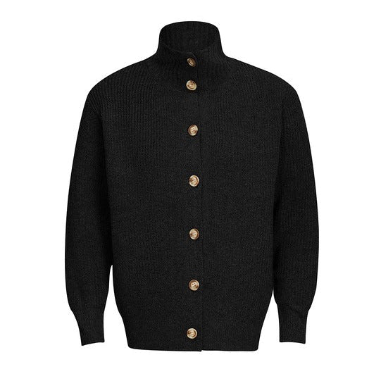 40代メンズでも着やすいハイネック厚手リブ編みジャケットのフロントアップ