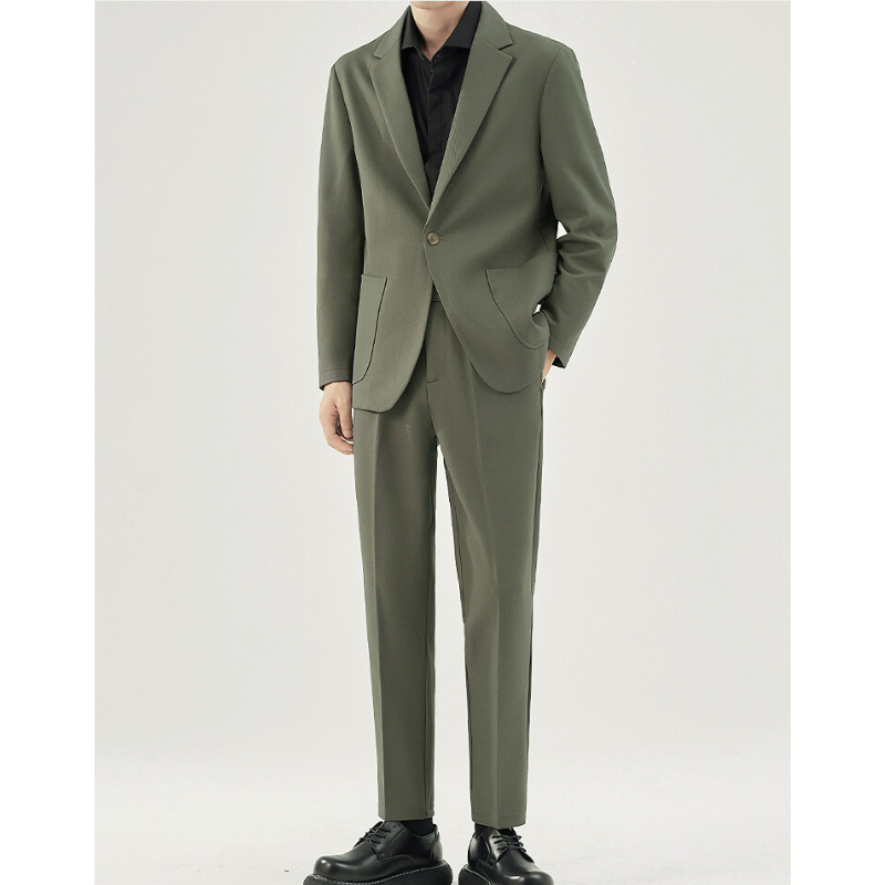 30代・40代メンズ向け 春夏秋に使えるオールシーズン軽量テーラードセットアップ 全身コーデ