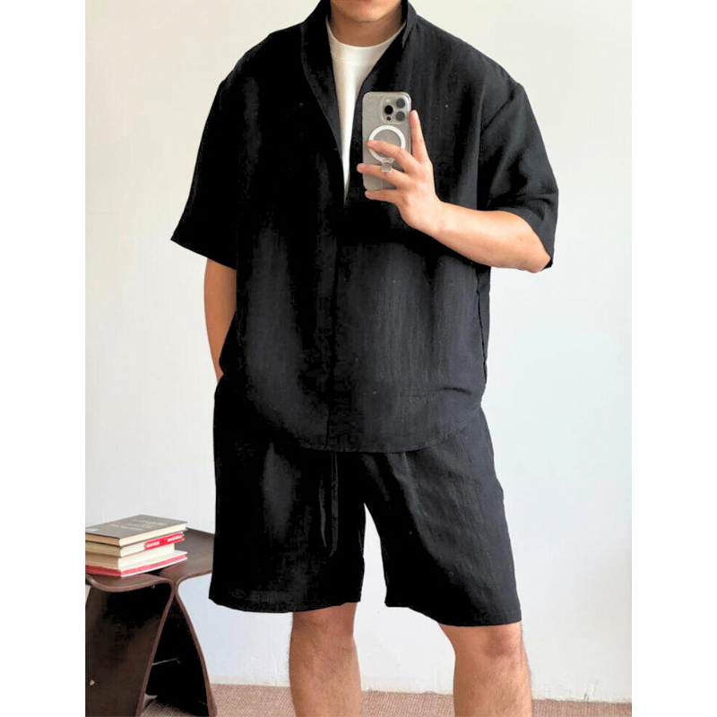 リネンセットアップ（ブラック）着用、トップスの落ち感が分かる正面カット