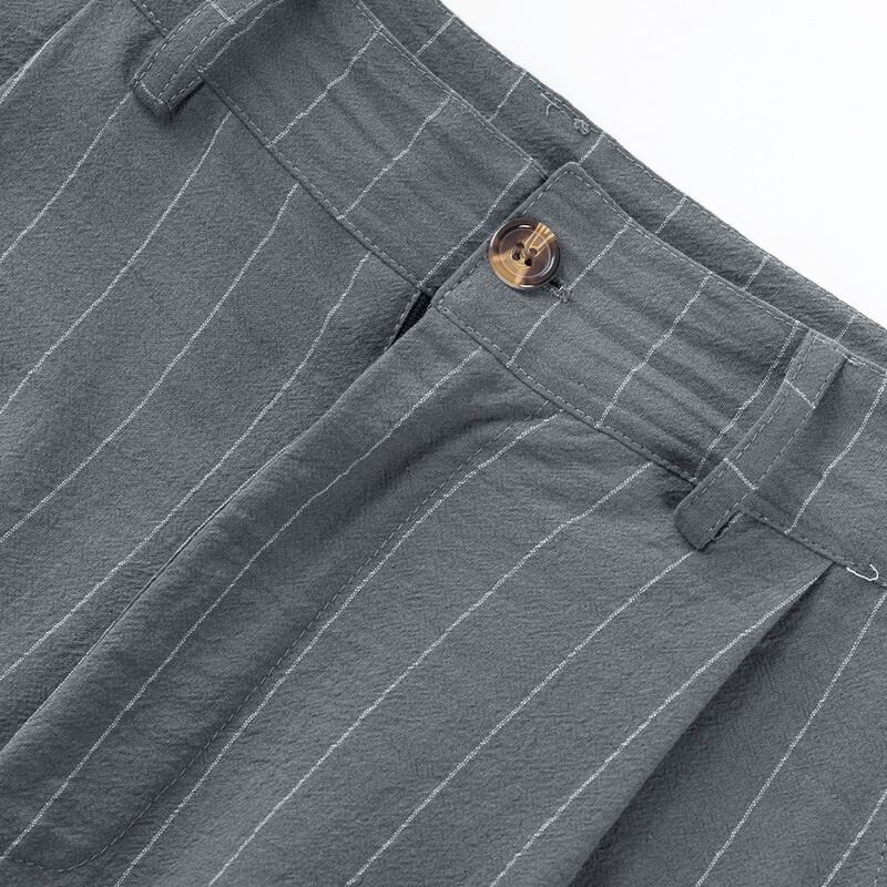 リネン混グレー生地の拡大画像｜通気性が高くさらりとした肌触り