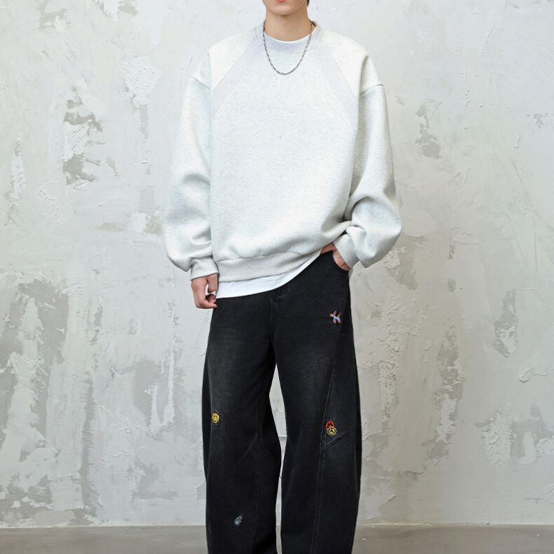 メンズ無地スウェット ライトグレー立ち姿