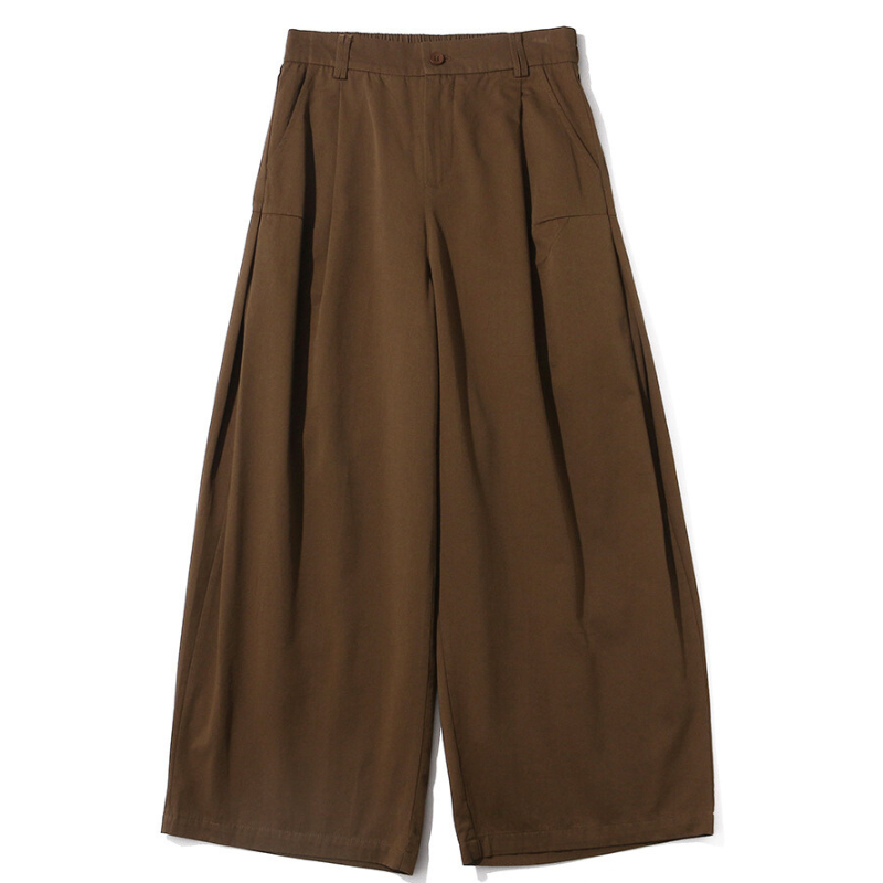 ゆるシルエットのワイドパンツ｜オールシーズン使える落ち感ポリエステル素材