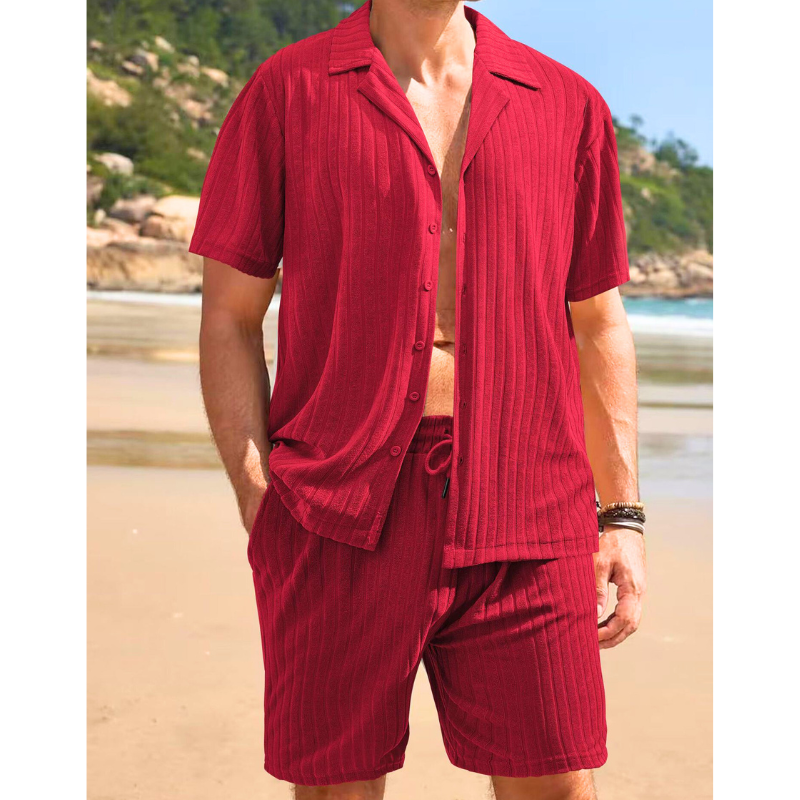 縦リブ開襟シャツ×ショートパンツセットアップ｜レッドの着用イメージ