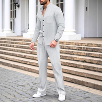 ワッフル素材のバンドカラーシャツセットアップ メンズ｜ライトグレーの着用イメージ