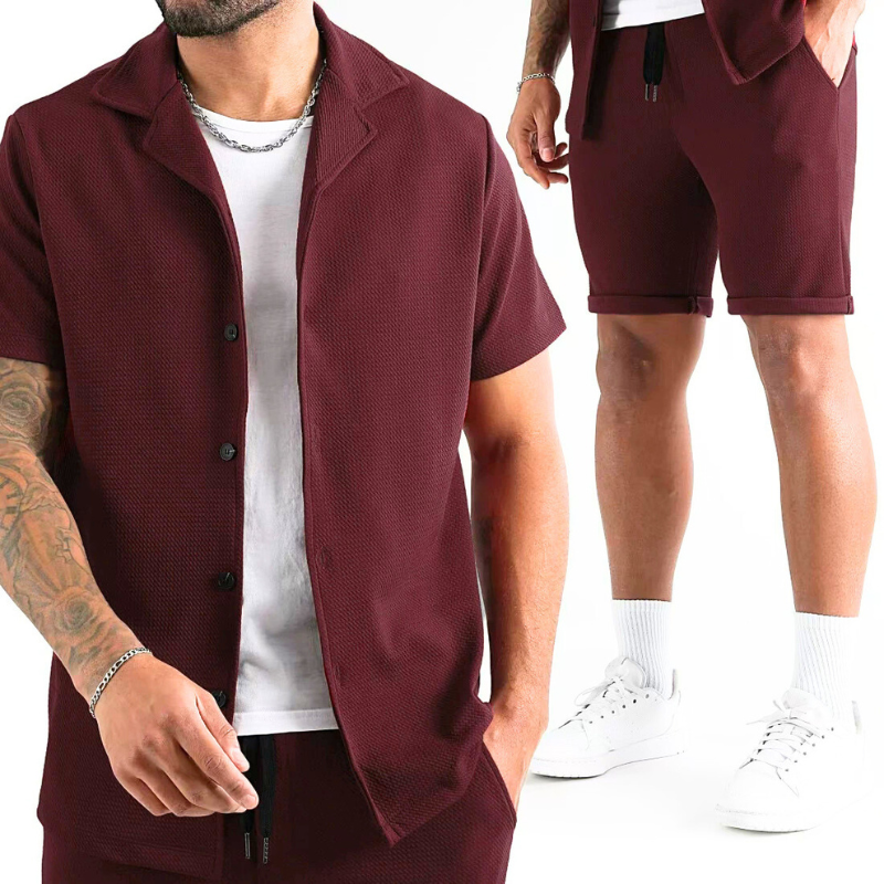 ワッフル開襟シャツ×ショートパンツセットアップ｜ワインの着用イメージ
