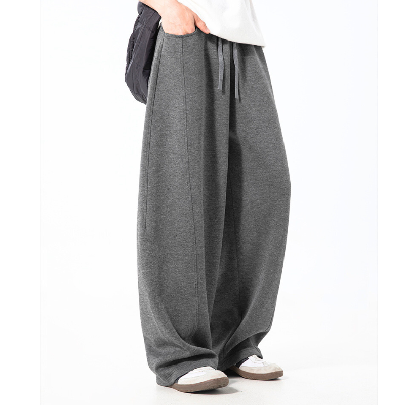 ウエストドローコード付きでフィット感も自在な春秋用ワイドパンツ（グレー）