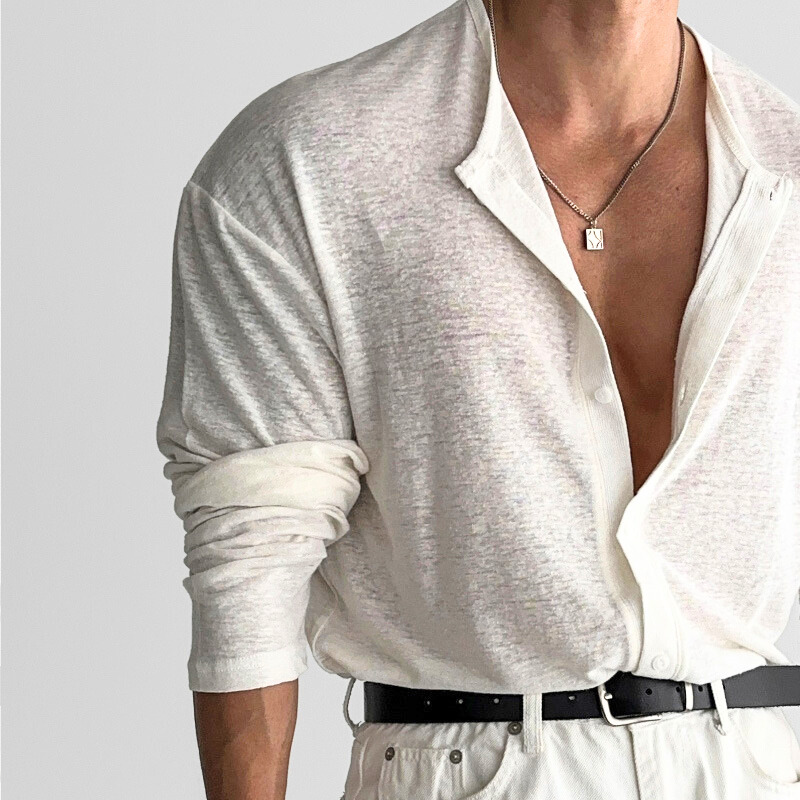 薄手クルーネックカーディガン メンズ｜ホワイトの着用イメージ（上半身）