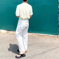 白パンツを後ろから撮影した爽やかな後ろ姿