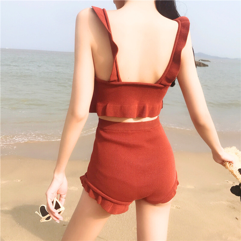 デートにおすすめの露出控えめタンキニ風水着 後ろ姿