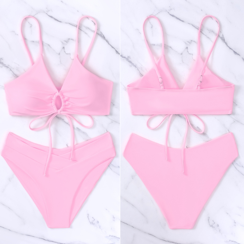 上下セットで見るピンクビキニデザイン