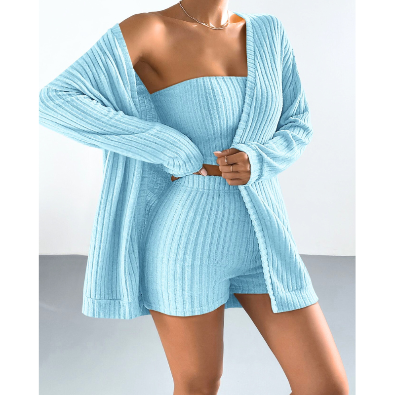 カーディガン付きルームウェアの着用イメージ