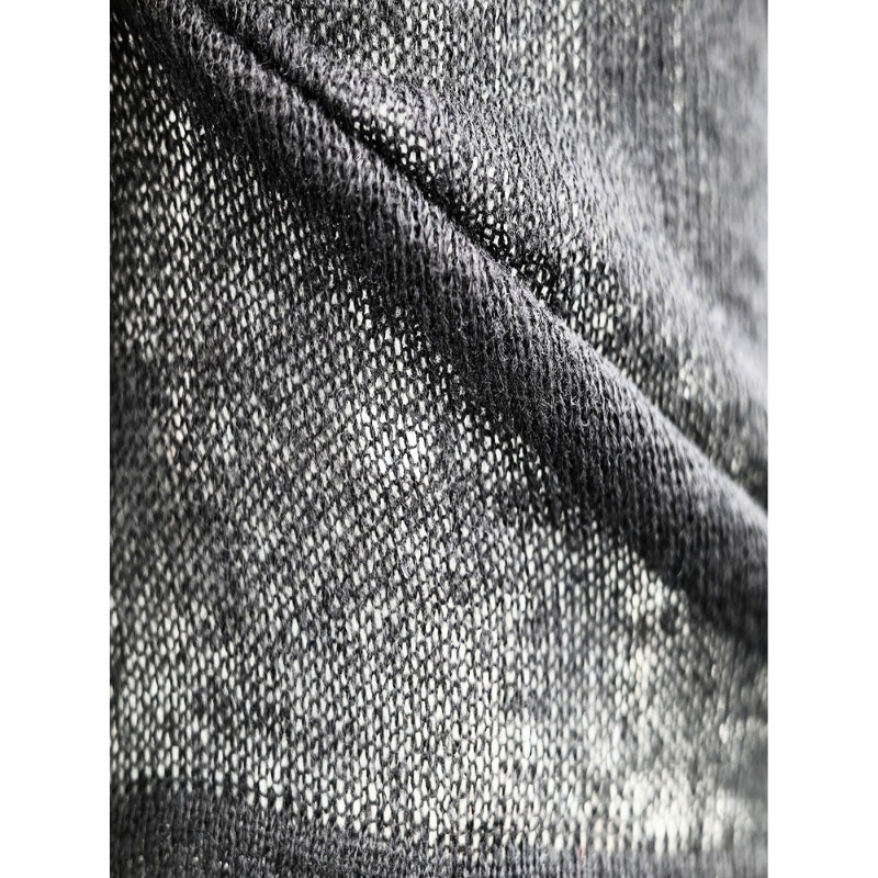 肩パッド入りシアーニットトップス 繊細なシアー素材の質感