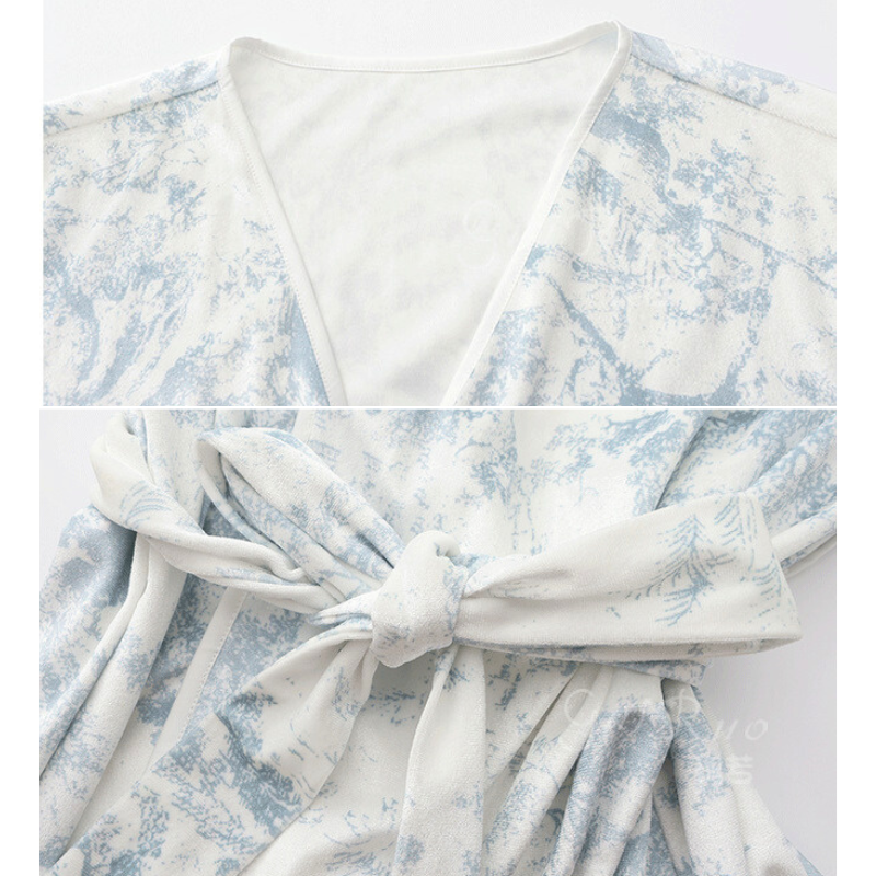 ウエストリボン付きガウンの前結びデザインのディテール画像