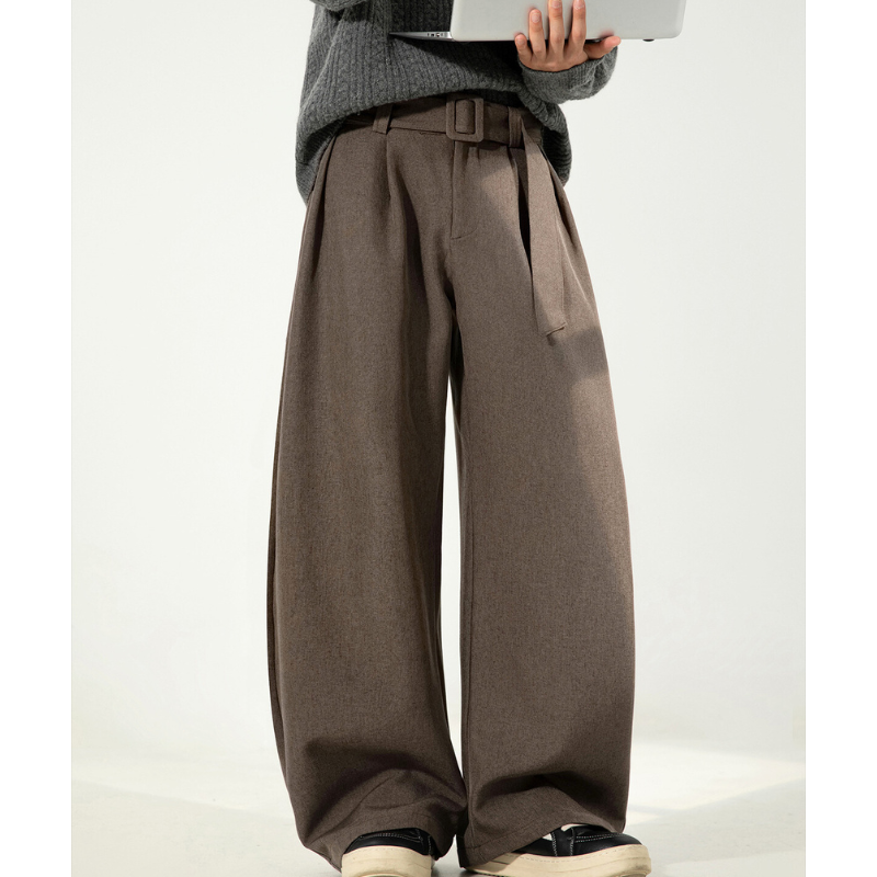ワイドスラックス（ブラウン）のフルレングスシルエット